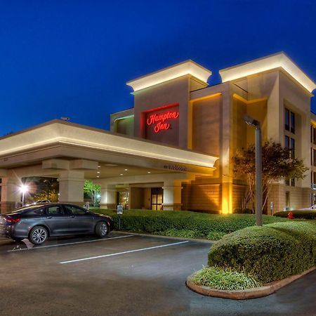 Hampton Inn Memphis Poplar Exterior photo