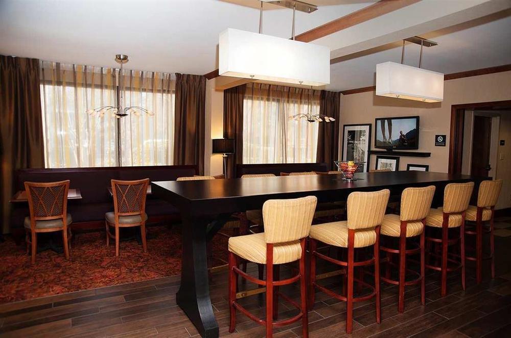 Hampton Inn Memphis Poplar Interior photo