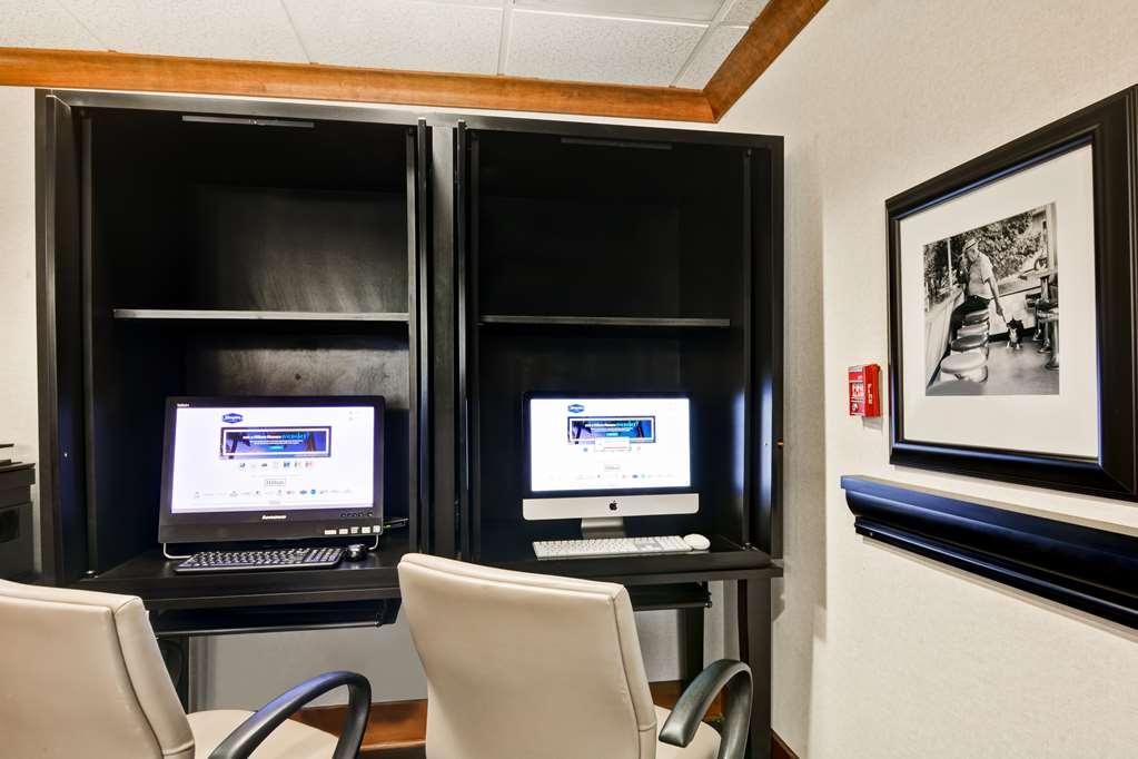 Hampton Inn Memphis Poplar Facilities photo